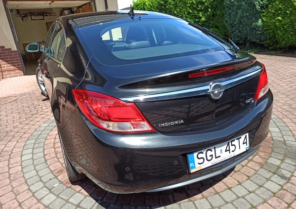 Opel Insignia cena 28500 przebieg: 131000, rok produkcji 2010 z Pyskowice małe 79